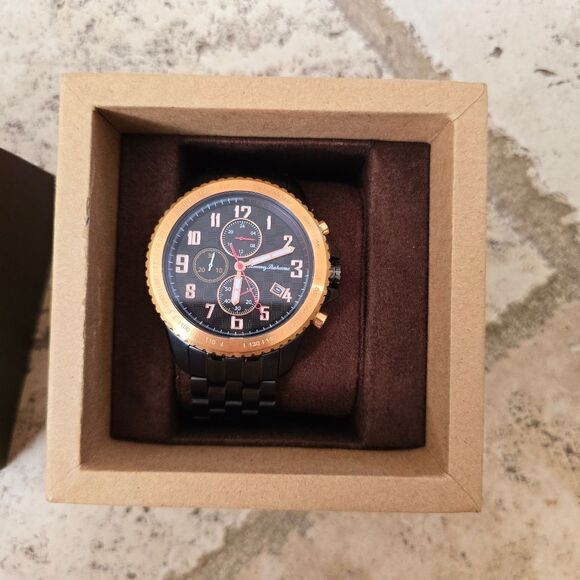 LIKE NEW TOMMY BAHAMA WATCH - Picture 5 of 6